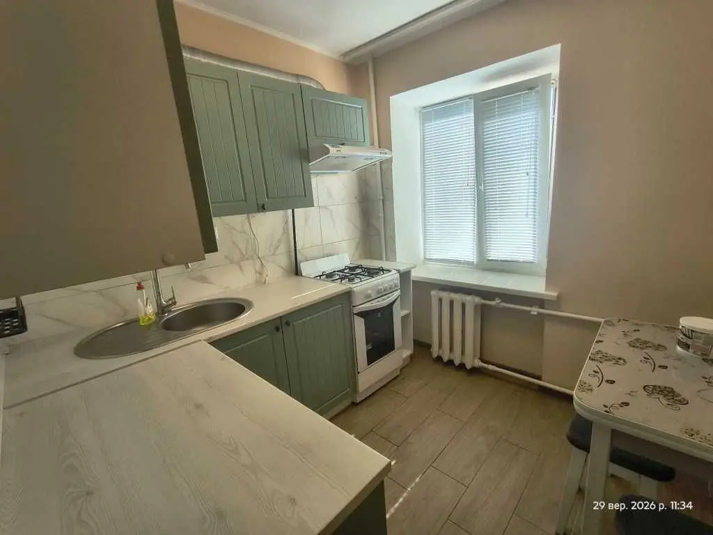 Фото Rent a 2-room apartment, Verkhovnoi Rady Boulevard 22 Kyiv for long-term rent, price: 15000 UAH, code 8788