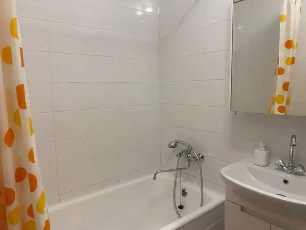 Фото Продаю 1 кімнатну квартиру, 44.4 кв. м, Феодосійська вул. 3В Київ, ціна: 80000 USD, код 8791