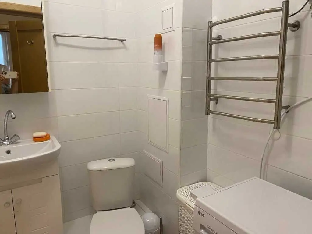 Фото Продаю 1 кімнатну квартиру, 44.4 кв. м, Феодосійська вул. 3В Київ, ціна: 80000 USD, код 8791