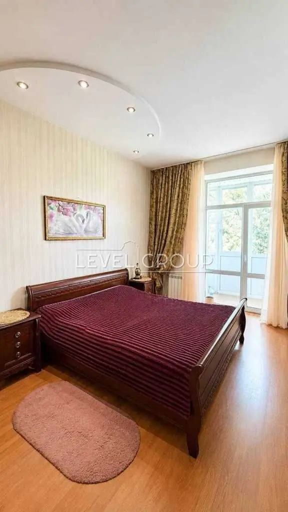 Фото Продаю 2-комнатную квартиру, 62 кв. м, Киев, цена: 99900 USD, код 8792