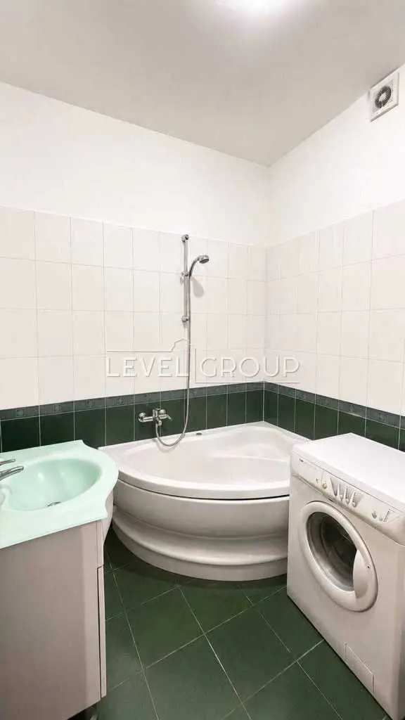 Фото Продаю 2-комнатную квартиру, 62 кв. м, Киев, цена: 99900 USD, код 8792