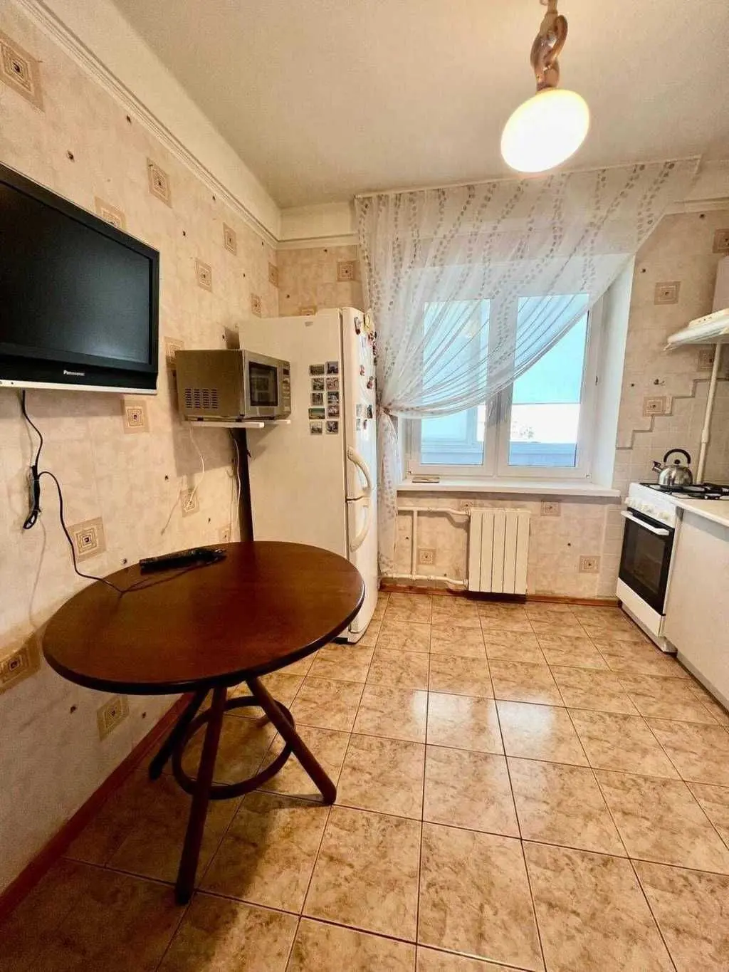 Фото Продаю 2-комнатную квартиру, 48 кв. м, ул. Левка Лукьяненко (Маршала Тимошенко) 2 Киев, цена: 70000 USD, код 8793