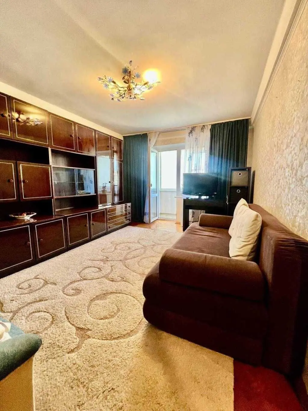 Фото Продаю 2-комнатную квартиру, 48 кв. м, ул. Левка Лукьяненко (Маршала Тимошенко) 2 Киев, цена: 70000 USD, код 8793