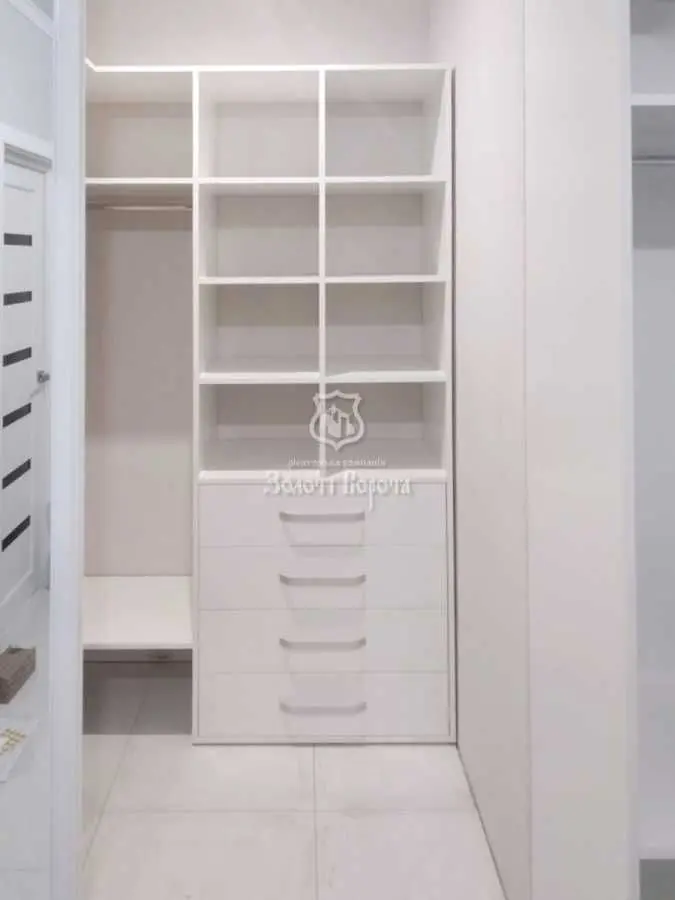 Фото Продаю 1 кімнатну квартиру, 45.7 кв. м, Юнацька вул. 4 Київ, ціна: 125000 USD, код 8801