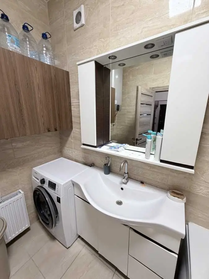 Фото Продаю будинок, 400 кв. м, Броварський просп. 47а Київ, ціна: 140000 USD, код 8804