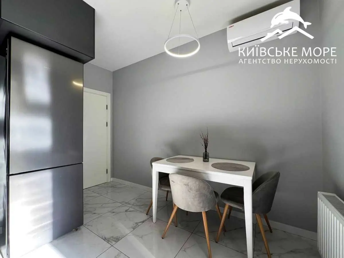 Фото Зняти 1 кімнатну квартиру, Харківське шосе 190 Київ в довгострокову оренду, ціна: 20000 UAH, код 8805