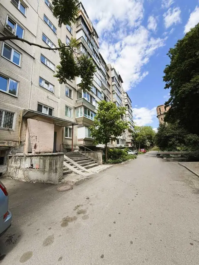 Фото Продаю 2 кімнатну квартиру, 50 кв. м, Генерала Родимцева вул. 11 Київ, ціна: 68000 $, код 8806