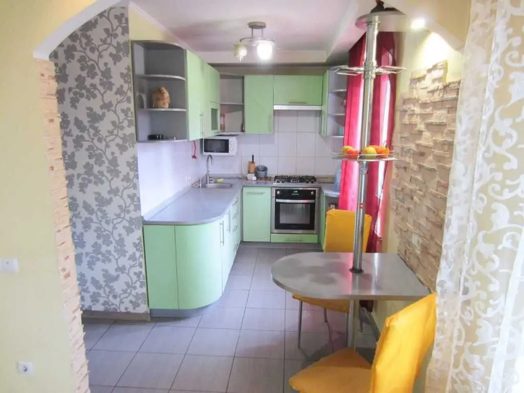 Фото Продаю 2-комнатную квартиру, 46 кв. м, Зодчих ул. 16 Киев, цена: 53000 $, код 8809