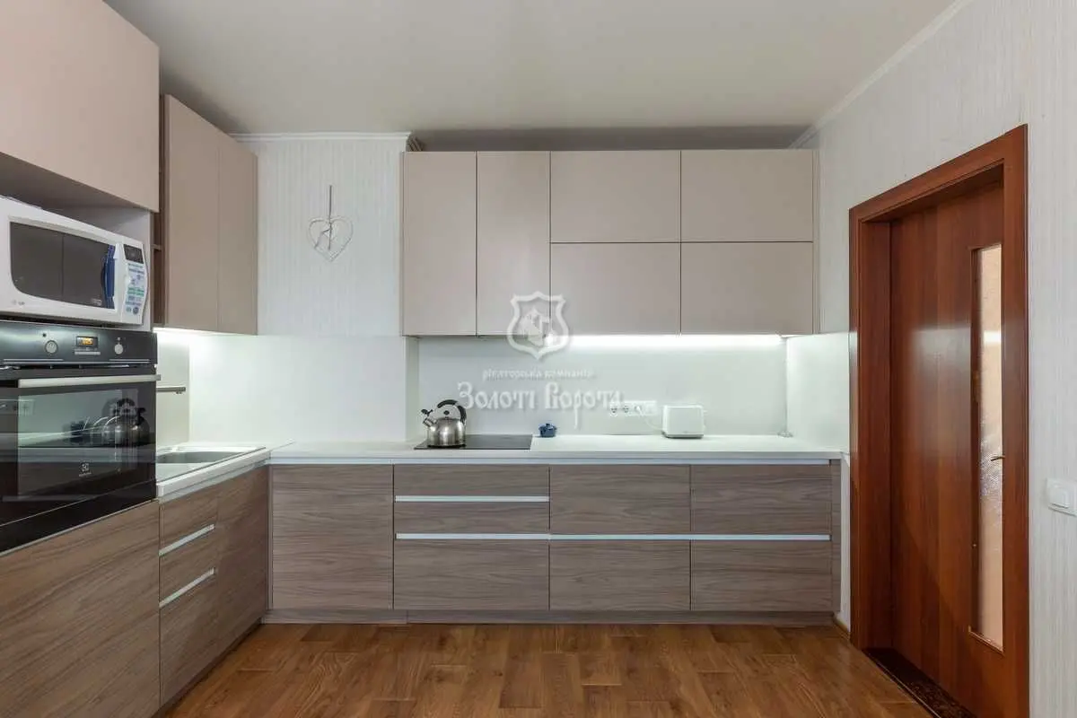 Фото Продаю 2-комнатную квартиру, 77.8 кв. м, Балтийский пер. 5 Киев, цена: 115000 $, код 8812