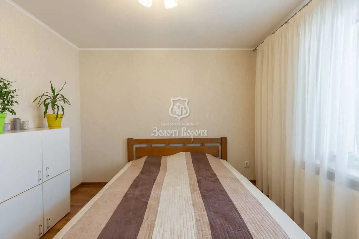 Фото Продаю 2-комнатную квартиру, 77.8 кв. м, Балтийский пер. 5 Киев, цена: 115000 $, код 8812