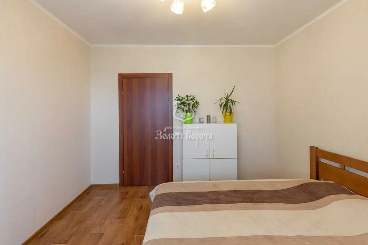 Фото Продаю 2-комнатную квартиру, 77.8 кв. м, Балтийский пер. 5 Киев, цена: 115000 $, код 8812