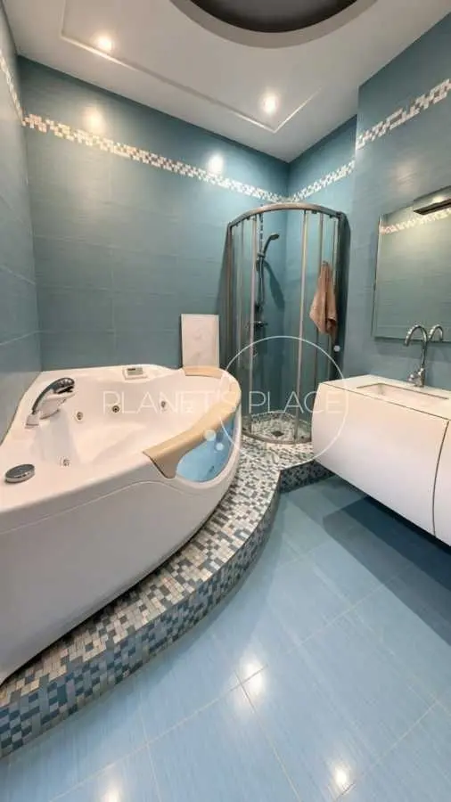 Фото Продаю 2-комнатную квартиру, 75.7 кв. м, Вячеслава Черновола ул. 25 Киев, цена: 168900 $, код 8815