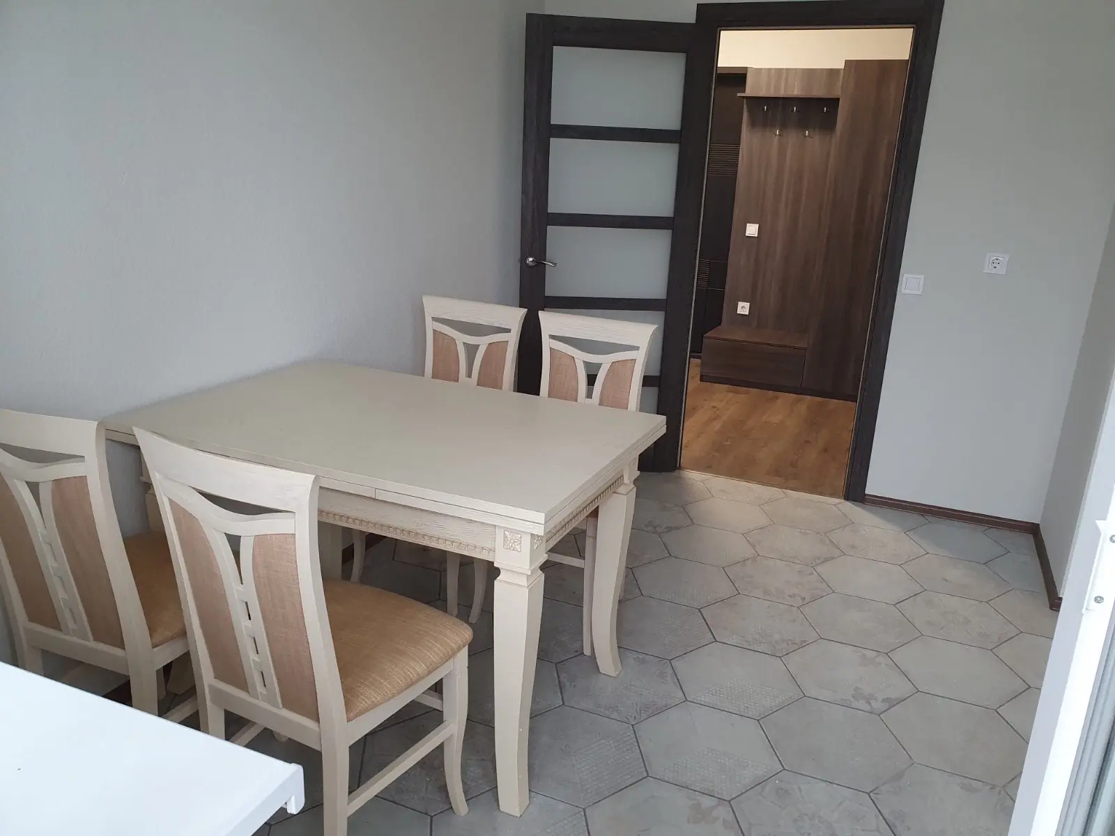 Фото Продаю 1 кімнатну квартиру, 48 кв. м, Олени Пчілки вул. 7 Київ, ціна: 96900 $, код 8820