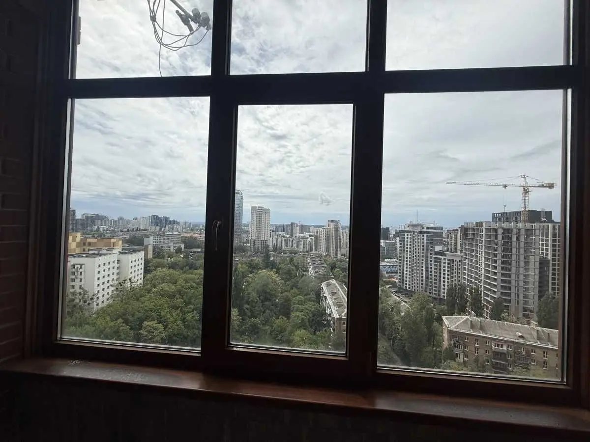 Фото Продаю 2 кімнатну квартиру, 83 кв. м, Євгена Коновальця вул. (Щорса)  Київ, ціна: 145000 USD, код 8821