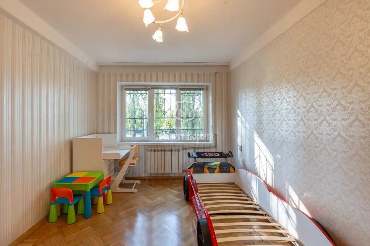 Фото Продаю 3 кімнатну квартиру, 61 кв. м, Івана Виговського вул. (Маршала Гречка) 8 Київ, ціна: 89900 USD, код 8824