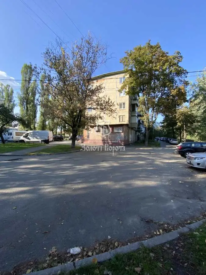 Фото Продаю 3 кімнатну квартиру, 61 кв. м, Івана Виговського вул. (Маршала Гречка) 8 Київ, ціна: 89900 USD, код 8824
