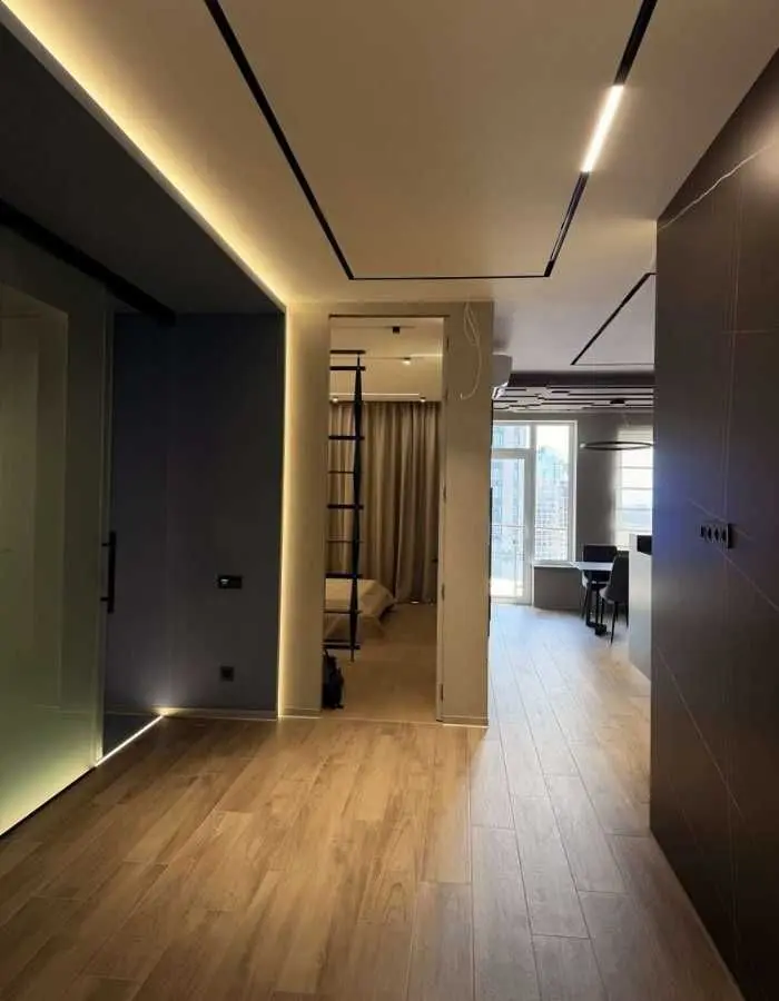 Фото Продаю 1 кімнатну квартиру, 76 кв. м, Лабораторний пров. 7 Київ, ціна: 275000 USD, код 8834