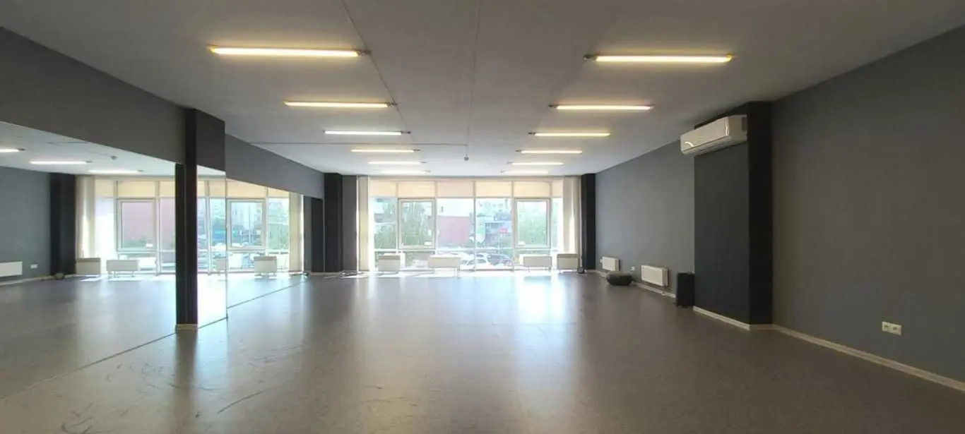 Фото Продаю офіс, 82.8 кв. м, Олександра Мишуги вул. 10 Київ, ціна: 66400 USD, код 8837