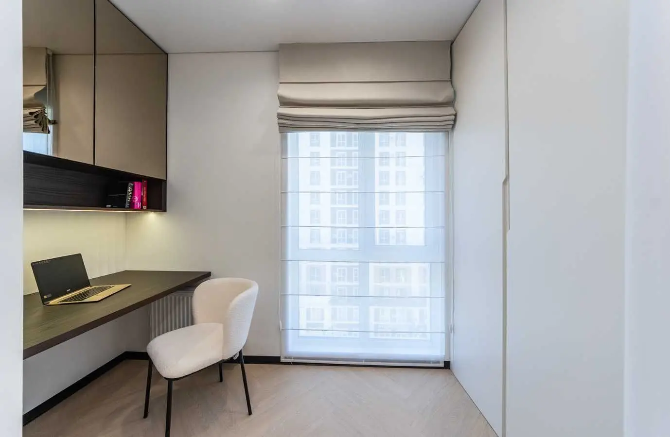 Фото Selling a 1-room apartment, 41 sq.m., Mykhaila Maksymovycha Street (Onufriia Trutenka Street)  Kyiv, price: 115000 USD, code 8859