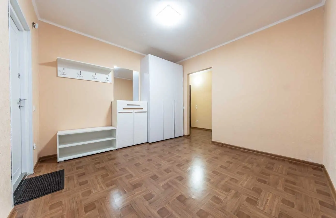 Фото Зняти 3 кімнатну квартиру, Балтійський пров.  Київ в довгострокову оренду, ціна: 26000 UAH, код 8862