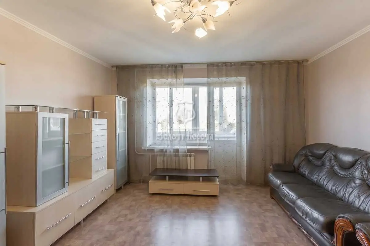 Фото Selling a 4-room apartment, 81.9 sq.m., Saliutna Street 4а Kyiv, price: 79500 USD, code 8864