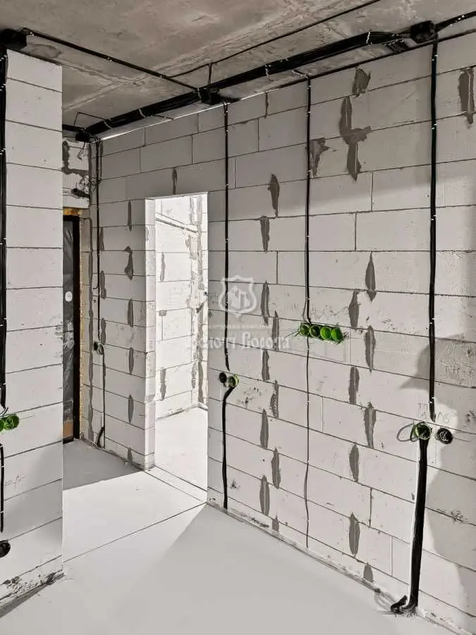 Фото Selling a 1-room apartment, 39.7 sq.m., Svitla Street 3д Kyiv, price: 28000 USD, code 8865
