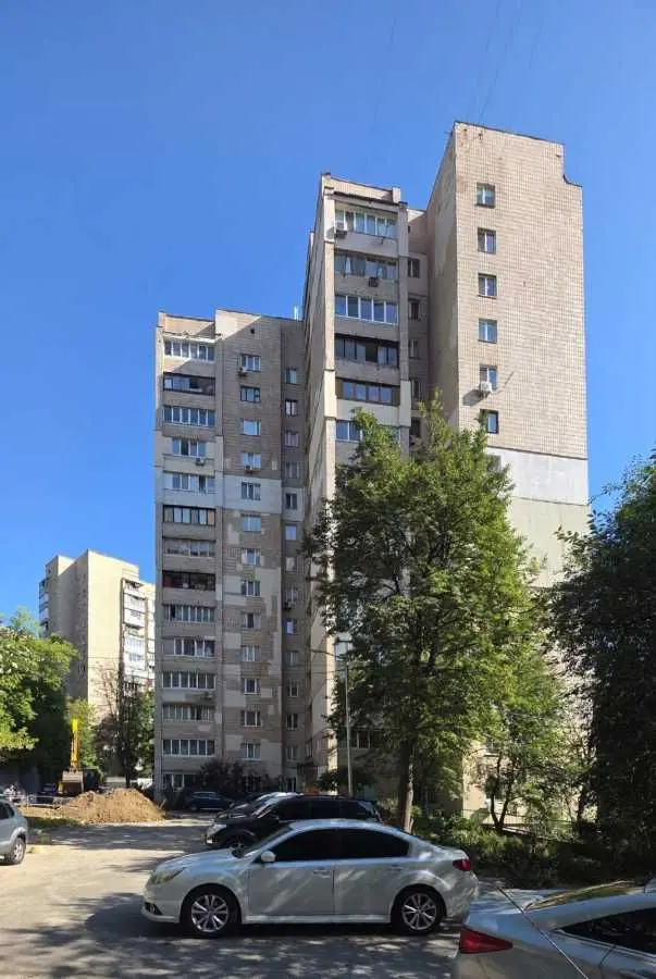 Фото Зняти 3 кімнатну квартиру, Петра Радченка вул. 12 Київ в довгострокову оренду, ціна: 20000 UAH, код 8868