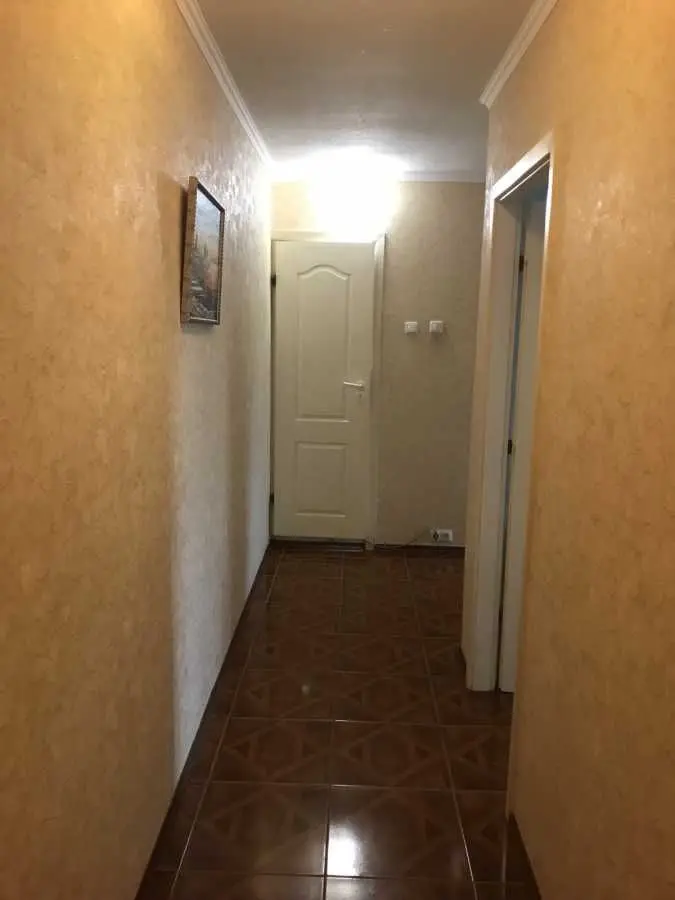 Фото Зняти 3 кімнатну квартиру, Єреванська вул. 32 Київ в довгострокову оренду, ціна: 18000 UAH, код 8869