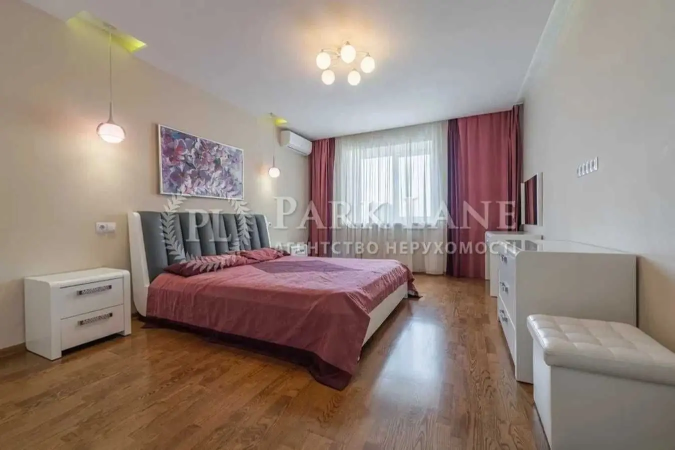 Фото Selling a 3-room apartment, 100 sq.m., Harmatna Street 38а Kyiv, price: 185000 USD, code 8870