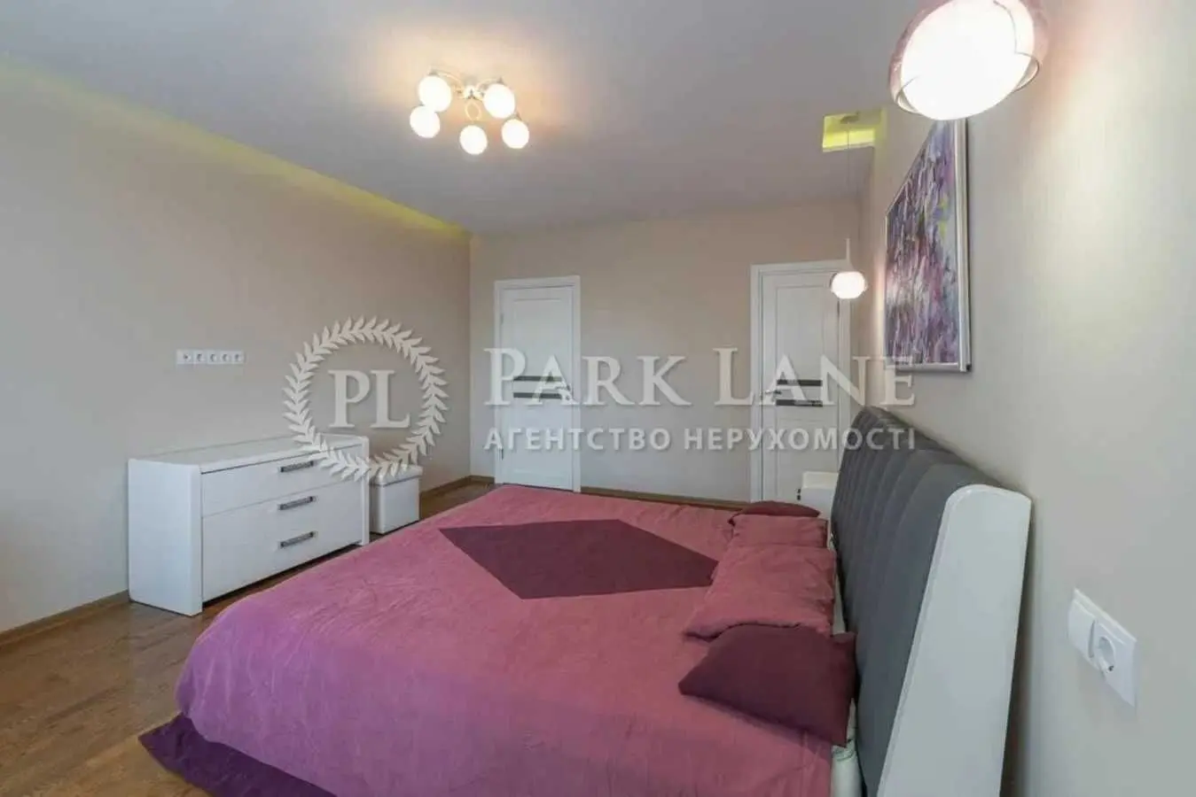 Фото Selling a 3-room apartment, 100 sq.m., Harmatna Street 38а Kyiv, price: 185000 USD, code 8870