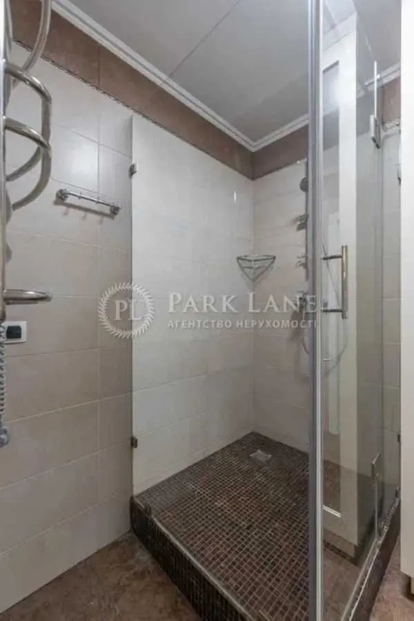 Фото Selling a 3-room apartment, 100 sq.m., Harmatna Street 38а Kyiv, price: 185000 USD, code 8870