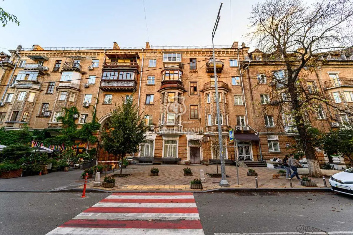 Фото Selling a 1-room apartment, 36.3 sq.m., Mykilsko-Botanichna Street 7/9 Kyiv, price: 59000 USD, code 8872