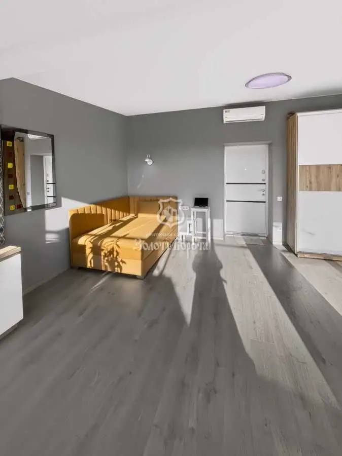 Фото Продаю 1 кімнатну квартиру, 39.3 кв. м, Радистів вул.  Київ, ціна: 88000 USD, код 8875