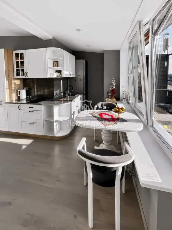 Фото Продаю 1 кімнатну квартиру, 39.3 кв. м, Радистів вул.  Київ, ціна: 88000 USD, код 8875