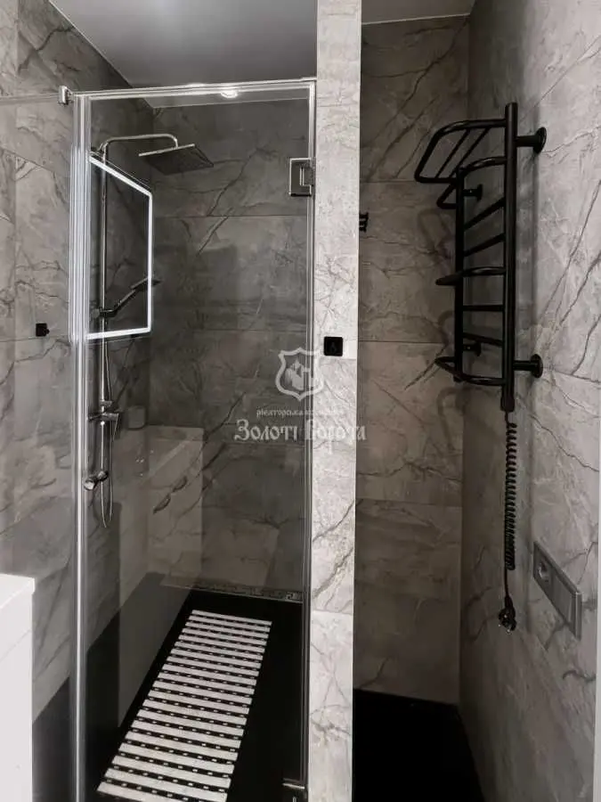 Фото Продаю 1 кімнатну квартиру, 39.3 кв. м, Радистів вул.  Київ, ціна: 88000 USD, код 8875