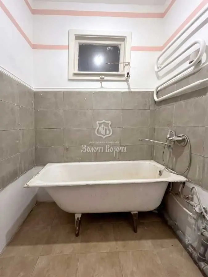 Фото Продаю 2 кімнатну квартиру, 43.2 кв. м, Будівельників вул. 5 Київ, ціна: 43000 USD, код 8877