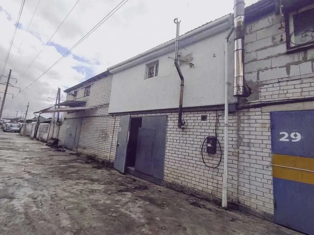 Фото Продаю парковочное место, гараж, 70 кв. м, Пуховская ул.  Киев, цена: 19000 USD, код 8881