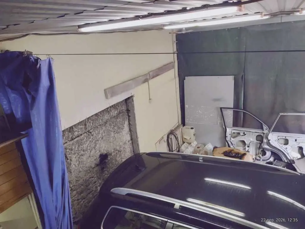Фото Продаю парковочное место, гараж, 70 кв. м, Пуховская ул.  Киев, цена: 19000 USD, код 8881