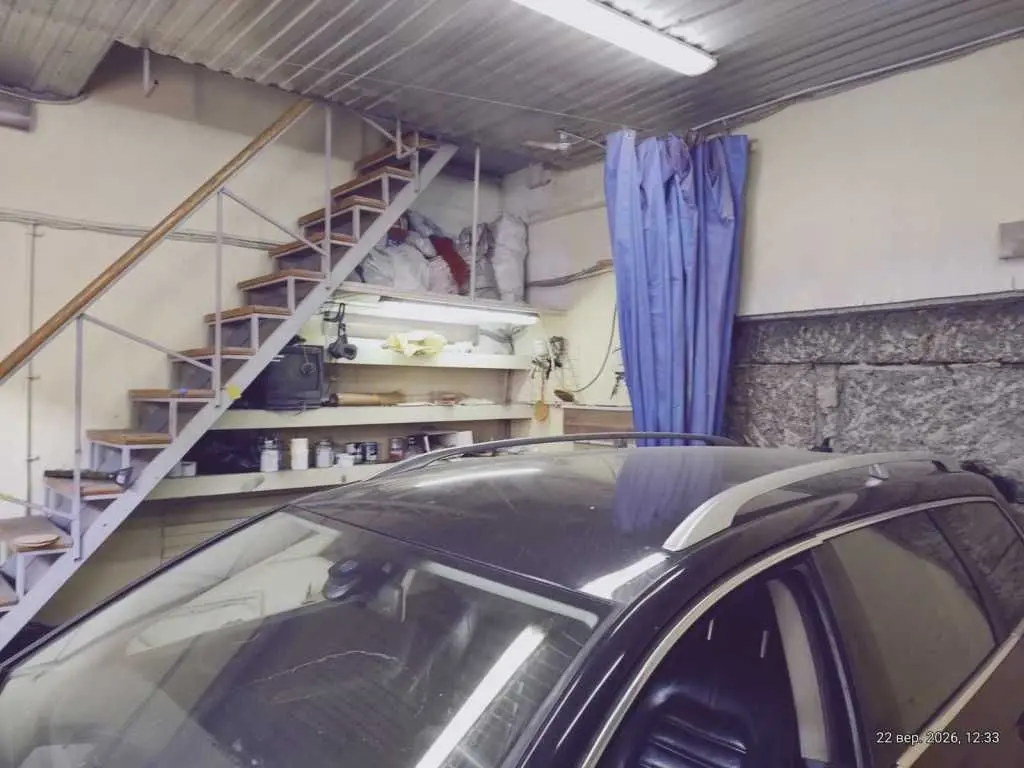Фото Продаю парковочное место, гараж, 70 кв. м, Пуховская ул.  Киев, цена: 19000 USD, код 8881
