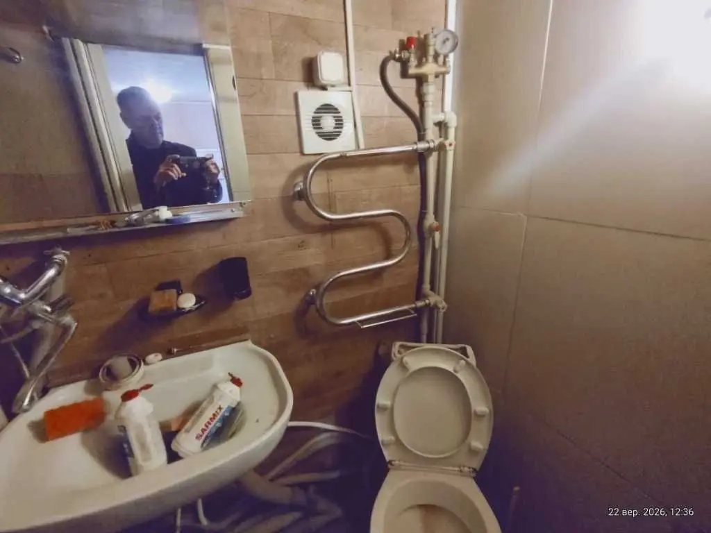 Фото Продаю парковочное место, гараж, 70 кв. м, Пуховская ул.  Киев, цена: 19000 USD, код 8881