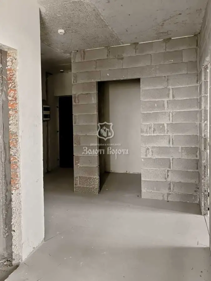Фото Selling a 2-room apartment, 84.4 sq.m., Heroiv Sevastopolia Street 35а Kyiv, price: 160000 USD, code 8889