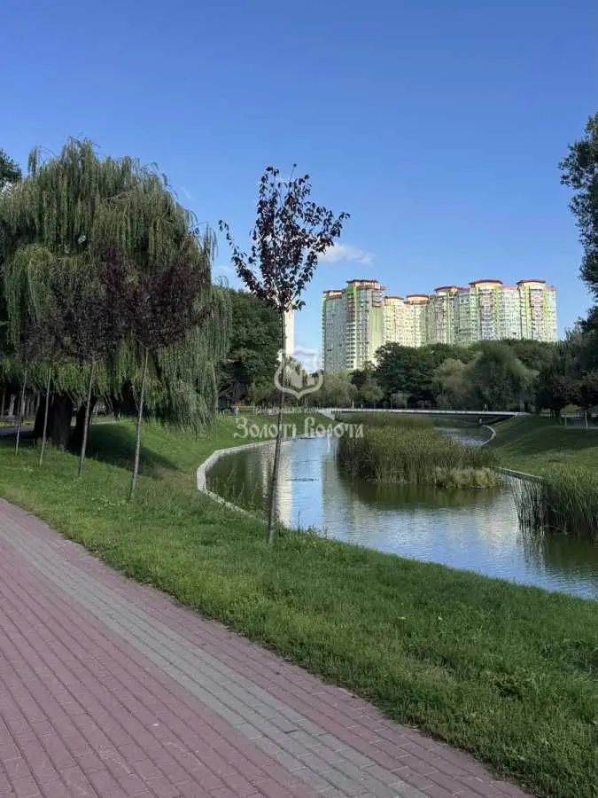 Фото Selling a 2-room apartment, 84.4 sq.m., Heroiv Sevastopolia Street 35а Kyiv, price: 160000 USD, code 8889