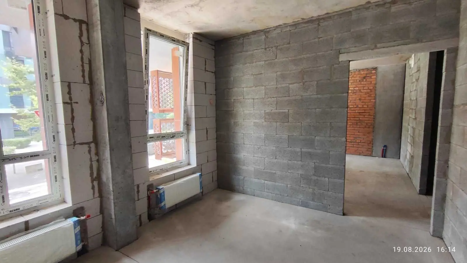 Фото Selling a 1-room apartment, 39.6 sq.m., Bratska Street  Kyiv, price: 84000 USD, code 8891