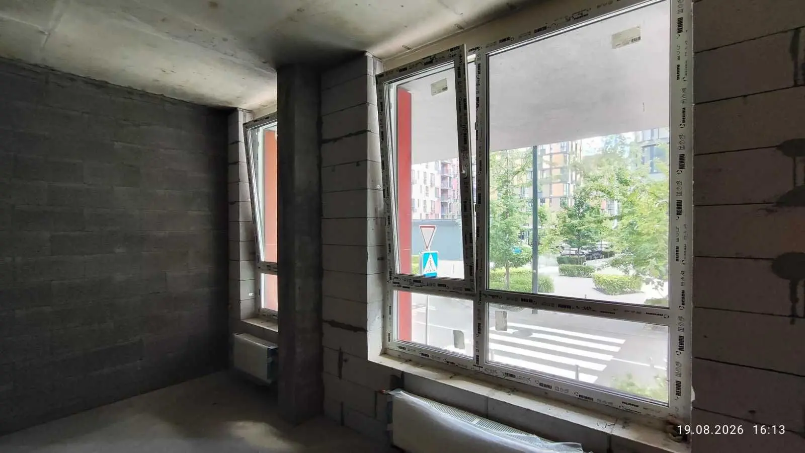 Фото Selling a 1-room apartment, 39.6 sq.m., Bratska Street  Kyiv, price: 84000 USD, code 8891
