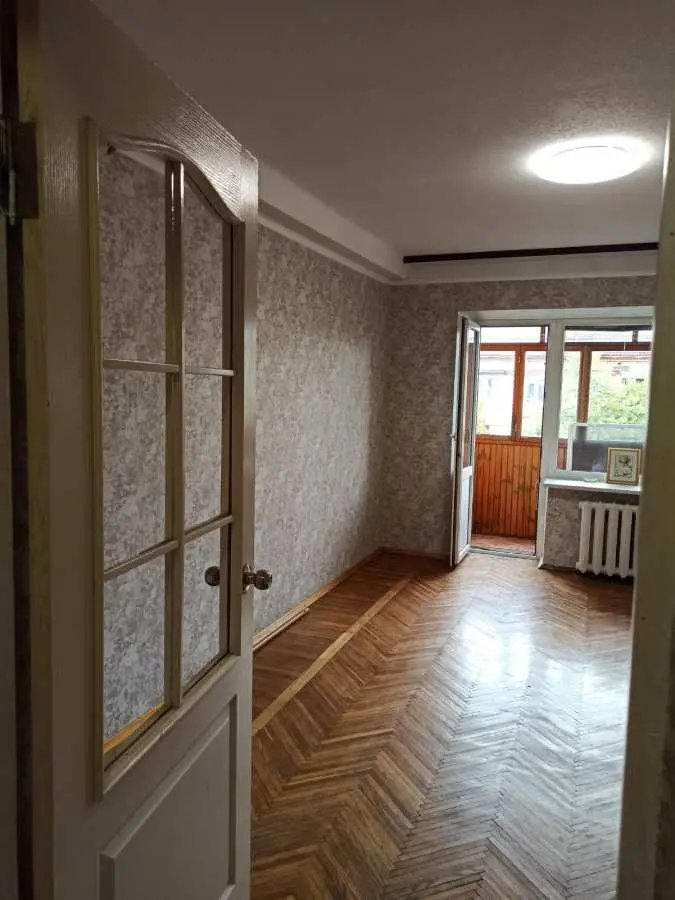 Фото Продаю 1-комнатную квартиру, 31.6 кв. м, Тополёвая ул. 6 Киев, цена: 45000 USD, код 8898