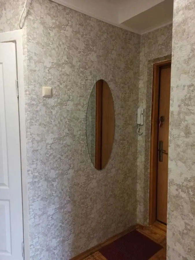 Фото Продаю 1-комнатную квартиру, 31.6 кв. м, Тополёвая ул. 6 Киев, цена: 45000 USD, код 8898