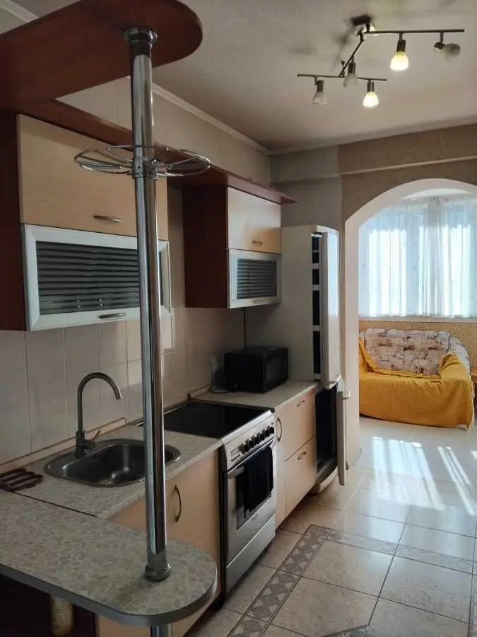 Фото Зняти 1 кімнатну квартиру, Старонаводницька вул.  Київ в довгострокову оренду, ціна: 21000 UAH, код 8900