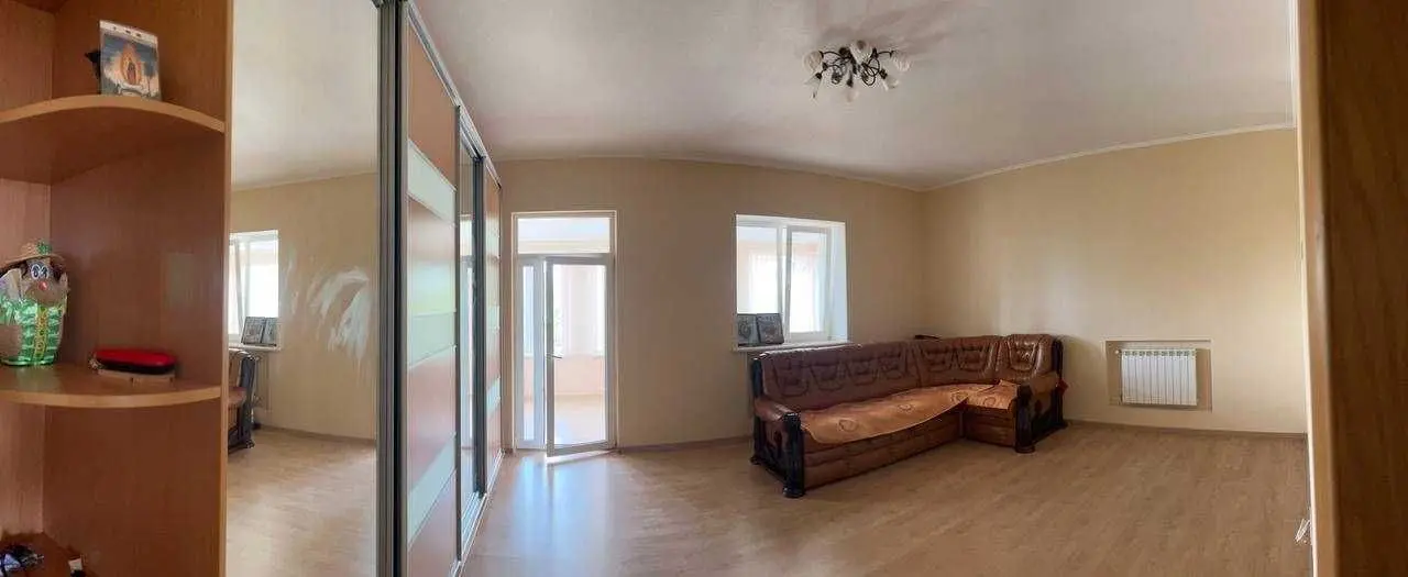 Фото Продаю 2-комнатную квартиру, 63 кв. м, Рожівка, цена: 48000 USD, код 8911
