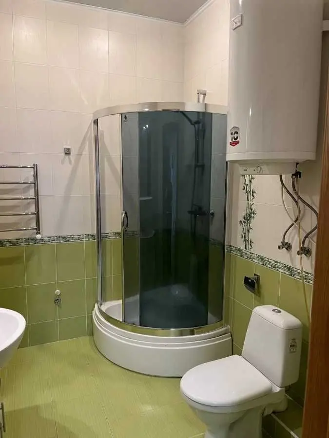 Фото Продаю 2-комнатную квартиру, 63 кв. м, Рожівка, цена: 48000 USD, код 8911