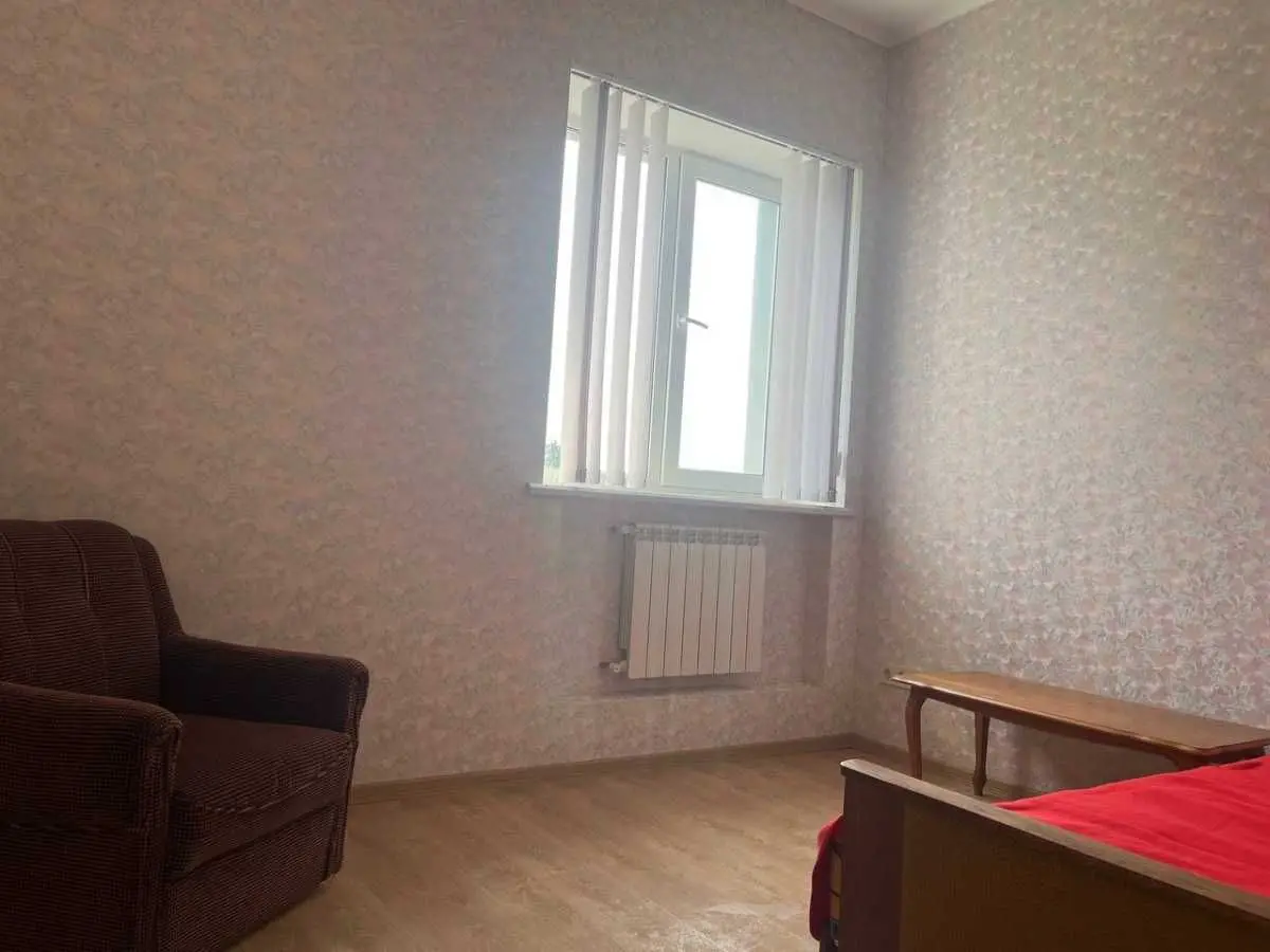 Фото Продаю 2-комнатную квартиру, 63 кв. м, Рожівка, цена: 48000 USD, код 8911